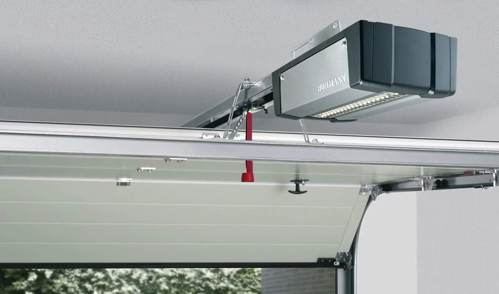 Antrieb SupraMatic von Hörmann ermöglicht einfache Montage